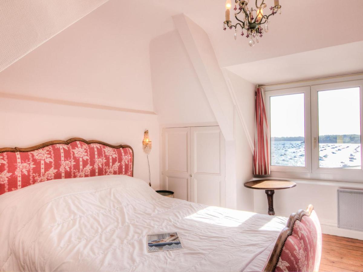 Le Beauvoir Rose By Interhome * Dinard